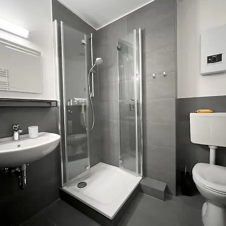 דירה 2 Bedroom Mb, Cozy, Self Check In, Invoice Mönchengladbach