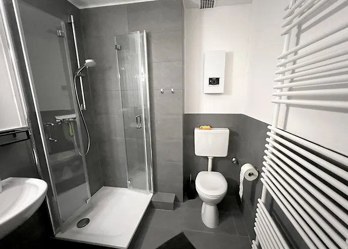 2 Bedroom Mb, Cozy, Self Check In, Invoice דירה Mönchengladbach